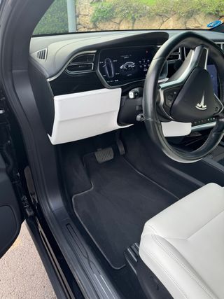 Tesla Model X 2017