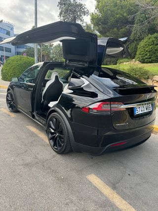 Tesla Model X 2017
