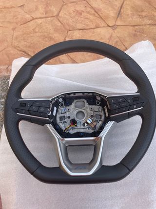 Volante SEAT León FR 2022