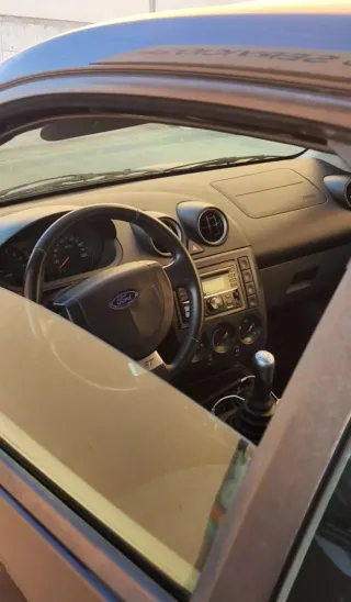 Ford Fiesta 2003 1.6 100 cv gasolina