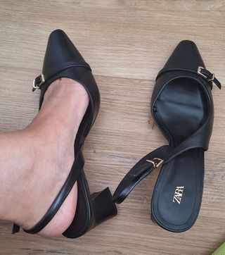 Tacones negros Zara - Nuevo.