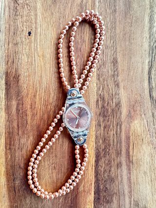 Swatch Donna orologio rosa | Cinturino perle