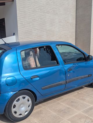 Renault Clio 2002