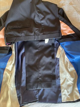 Traje azul hombre - moderno