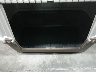 modelo Skudo Car 80 de Trixie. 100 cm x 60 cm x 65