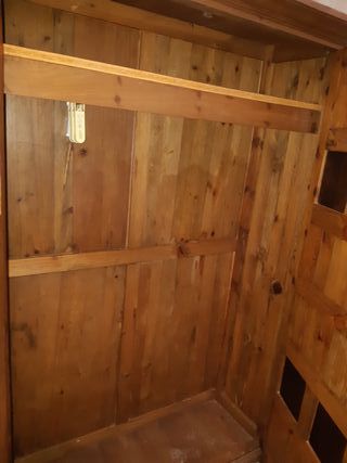 Armario madera estilo rústico