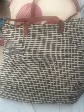 Bolso beige y plata 