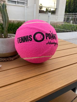 Pelota Tenis gigante rosa