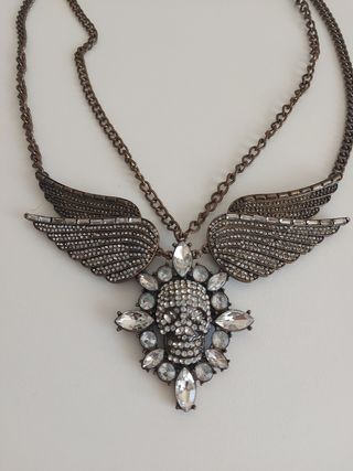 Collar Calavera con Alas