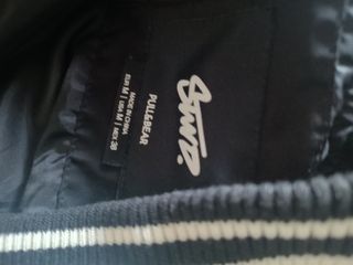 Chaqueta bomber negra talla mediana 