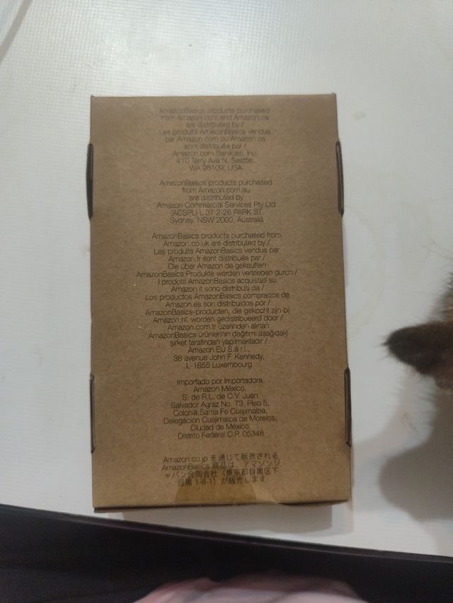 Cable USB 2.0 AmazonBasics - 3m Sin abrir.