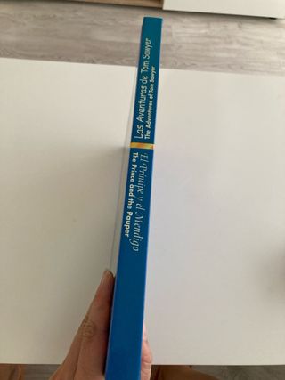 Cuentos de oro (Spanish and English Edition)