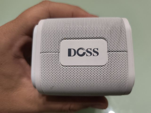 Altavoz Doss Bluetooth portátil