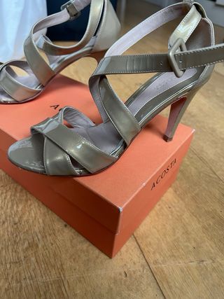 Sandalias Acosta beige