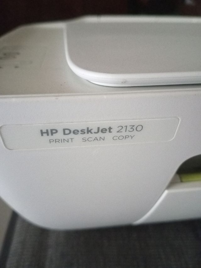 Impresora HP DeskJet 2130 - Blanco/Verde. NO ENVÍO