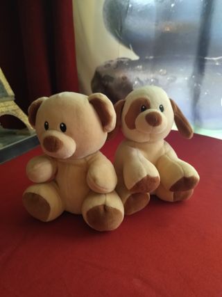 Peluches de Oso y Perrito