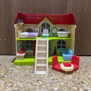 Casa de Muñecas con Sonidos + familia añadida