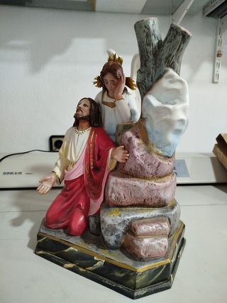 Figura Jesús orando en el huerto