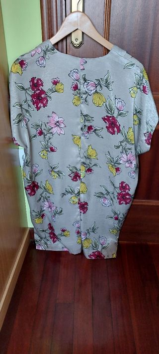 Vestido Zara floral