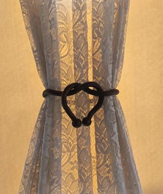2 Sujeta Cortinas Metal marrón