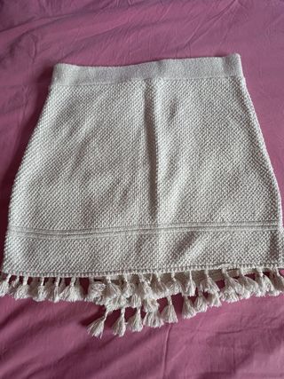 Minifalda beige tejida