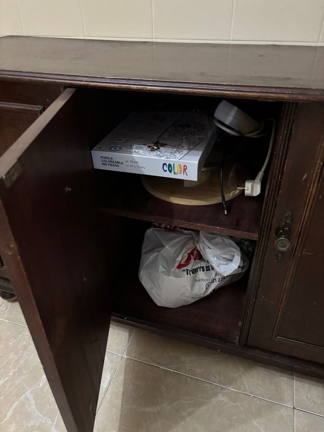 Mueble madera antiguo