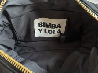 Bolso Bimba y Lola negro . Medidas: 20x14x7