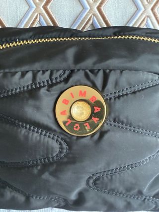 Bolso Bimba y Lola negro . Medidas: 20x14x7