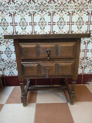Mesita noche antigua madera