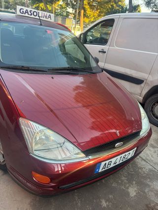 Ford Focus 1.6 100cv gasolina 