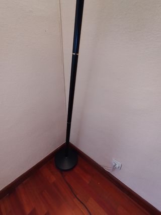 Lampara de pie (venta en persona)