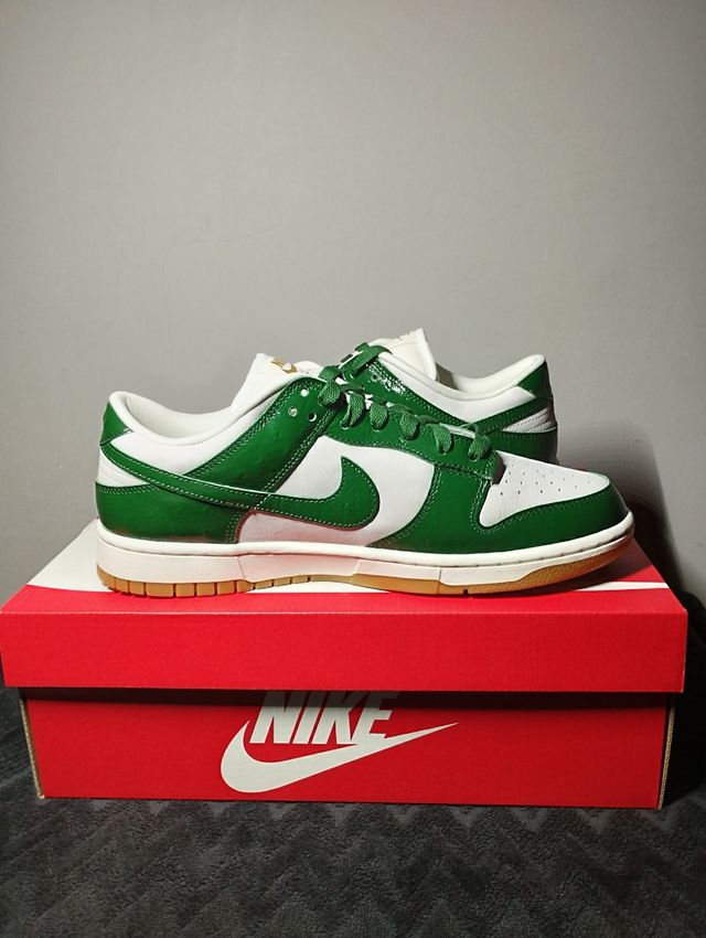 Nike Dunk Low LX "Gorge Green"