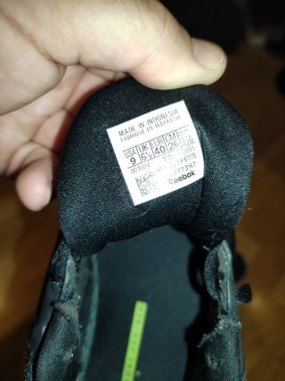 Zapatillas Reebok - Negras y Doradas