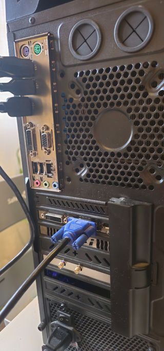 Asus XPREDATOR X1 PC Gamer
