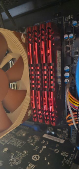 Asus XPREDATOR X1 PC Gamer