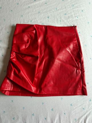 Mini Falda Zara Roja Talla S