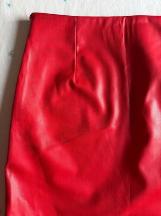 Mini Falda Zara Roja Talla S