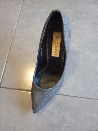 Zapatos TOP QUEENS grises