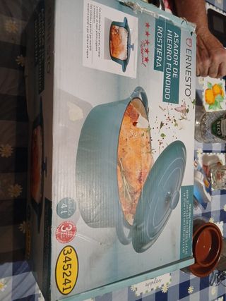 Olla de hierro fundido azul