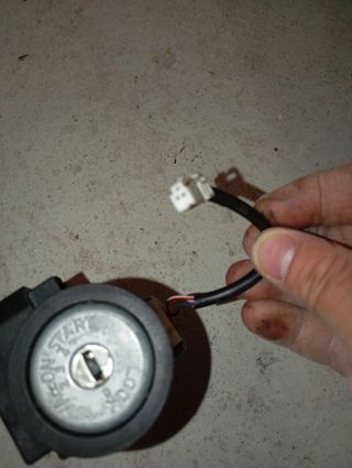 Bombín arranque Nissan Almera N16