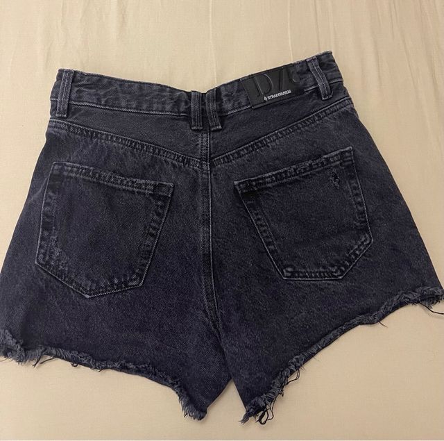 Shorts Stradivarius negro talla S