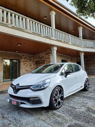 Renault Clio R.S Trophy EDC 220cv 