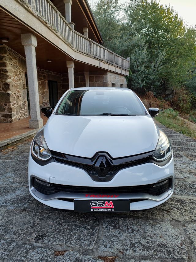Renault Clio R.S Trophy EDC 220cv 