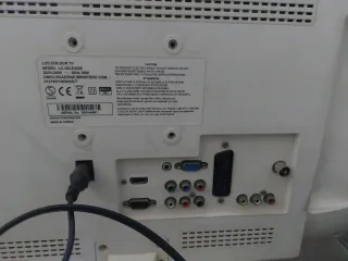 Monitor Sharp Aquos 21" - TV