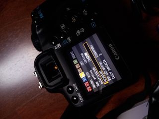 Canon EOS 1000D - Cámara réflex