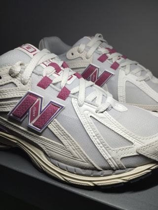 New Balance 1906R