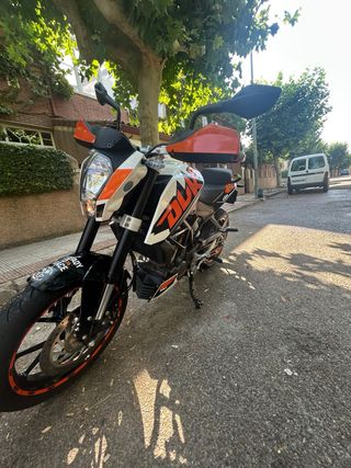 KTM Duke 125 (2013) - Impecable