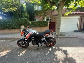 KTM Duke 125 (2013) - Impecable