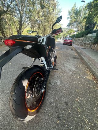 KTM Duke 125 (2013) - Impecable