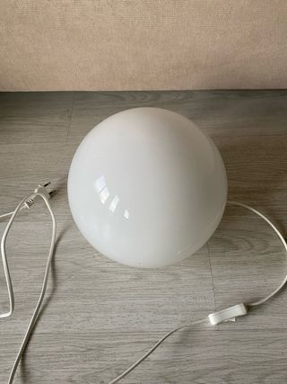 Lampara IKEA blanca